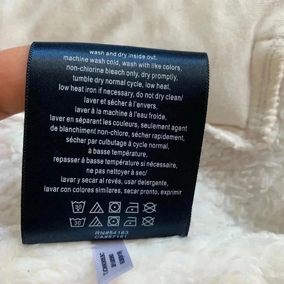 Tommy Hilfiger Hooded Faux Fur Vest​​ - Picture 6 of 6